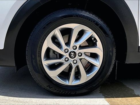 Used 2018 Hyundai Tucson SEL Plus AWD/4WD image 11