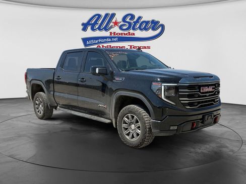 Used 2024 GMC Sierra 1500 AT4 w/ Technology Package AWD/4WD image 4