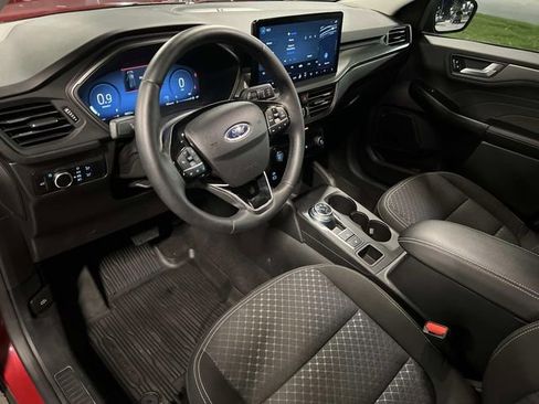 Used 2023 Ford Escape Active w/ Tech Pack #2 image 12