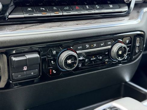 Used 2023 Chevrolet Silverado 1500 LTZ w/ LTZ Premium Package image 16