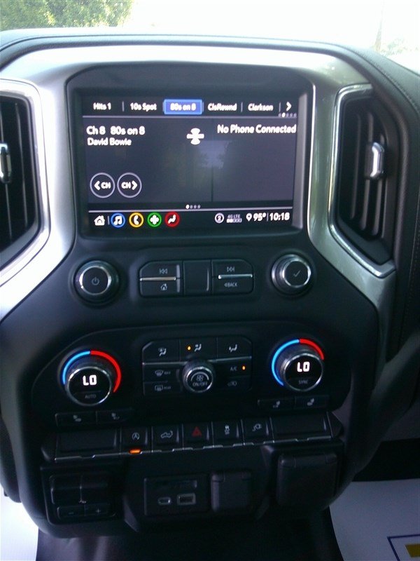 Used 2020 Chevrolet Silverado 1500 LT w/ All-Star Edition AWD/4WD image 14