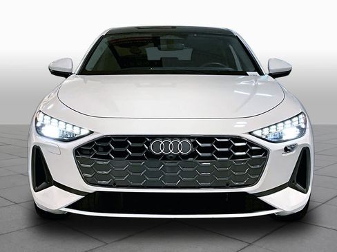 Used 2025 Audi A5 2.0T Premium Plus w/ Premium Plus AWD/4WD image 3