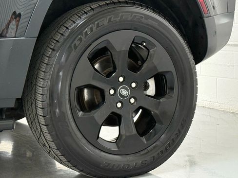 Used 2022 Land Rover Defender 110 S image 54