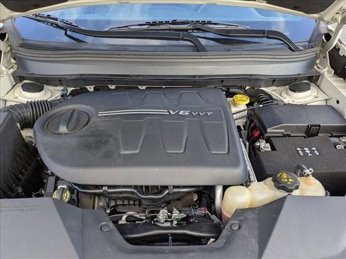 Used 2019 Jeep Cherokee High Altitude image 24