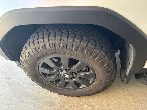 Used 2025 Toyota Land Cruiser AWD/4WD image 5