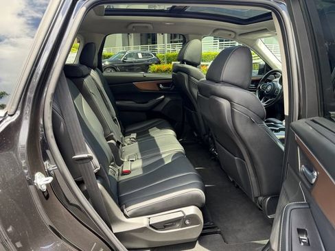 Certified 2022 Acura MDX w/ Technology Package FWD image 18
