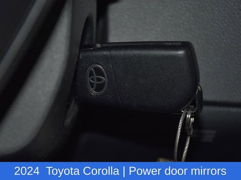 Used 2024 Toyota Corolla LE image 14