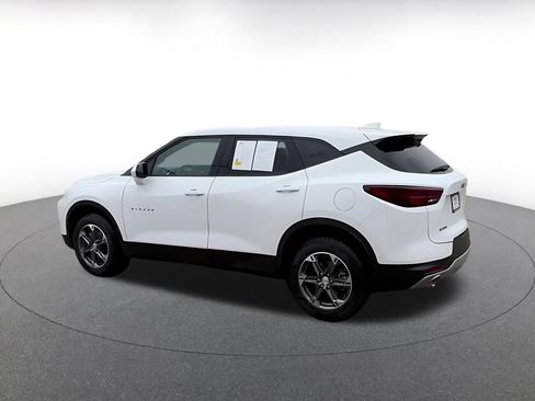 Used 2025 Chevrolet Blazer LT FWD image 10