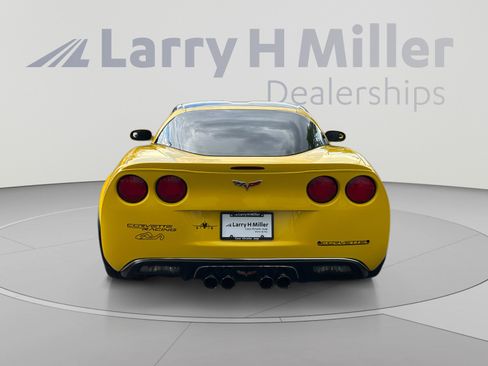 Used 2012 Chevrolet Corvette Grand Sport w/ 2LT Preferred Equipment Group RWD image 4