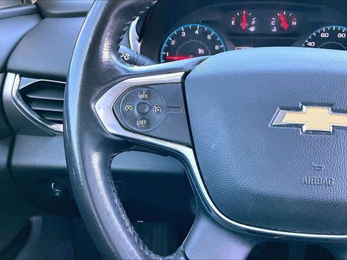 Certified 2020 Chevrolet Traverse LT image 9