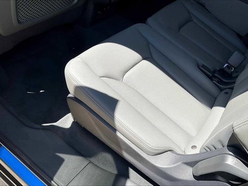 New 2025 Audi Q7 3.0T Premium Plus image 17