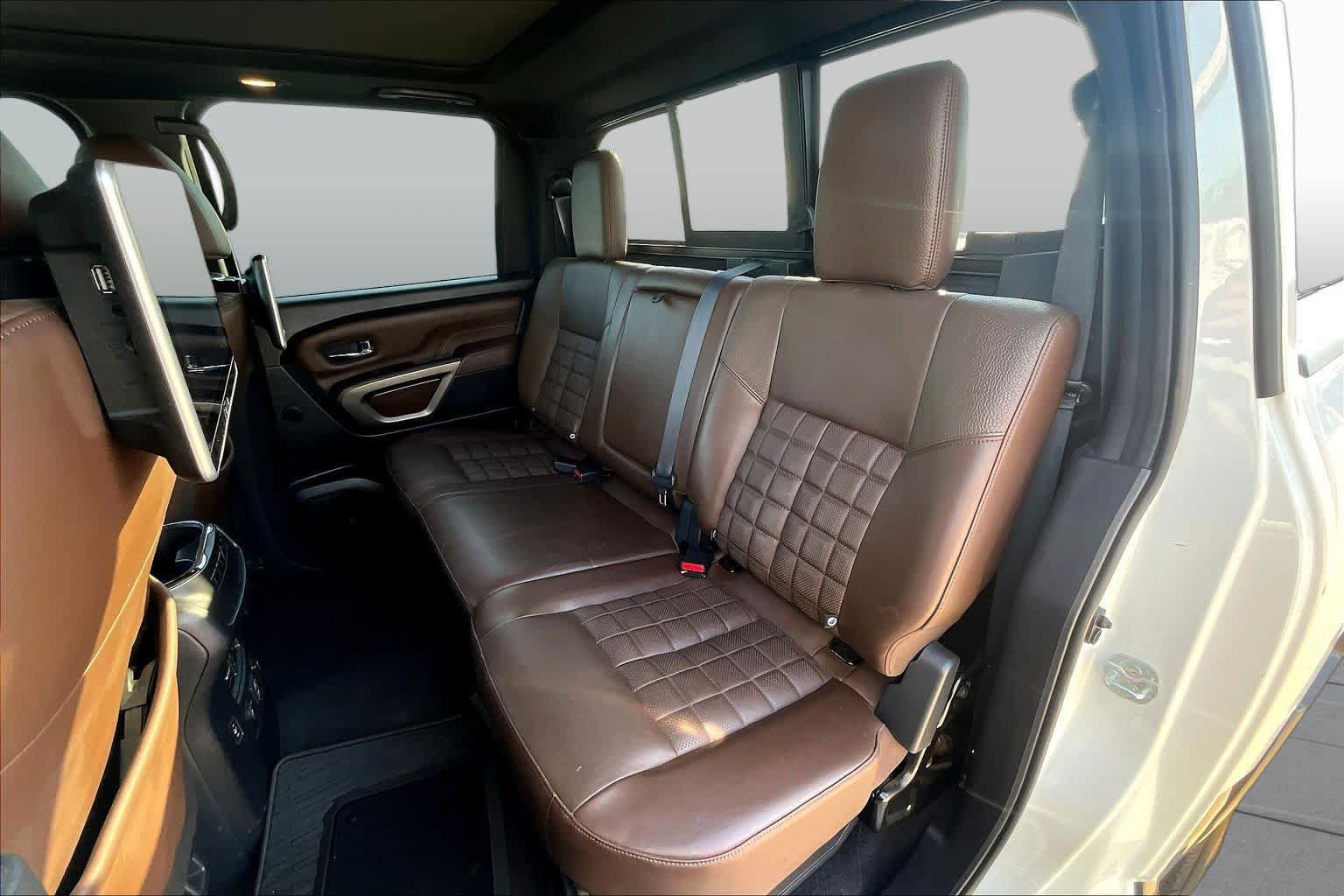 Used 2021 Nissan Titan Platinum Reserve w/ Moonroof Package AWD/4WD image 20