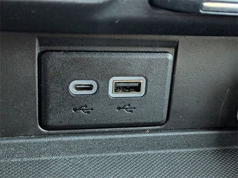 Used 2021 GMC Yukon AT4 image 22