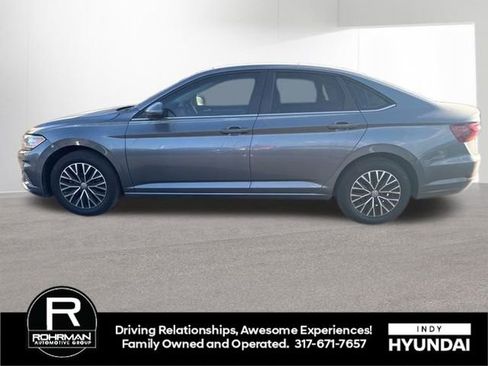 Used 2019 Volkswagen Jetta SE image 8