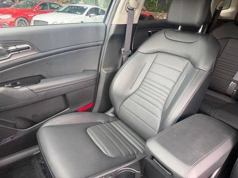 Used 2025 Kia Sportage SX Prestige AWD/4WD image 17