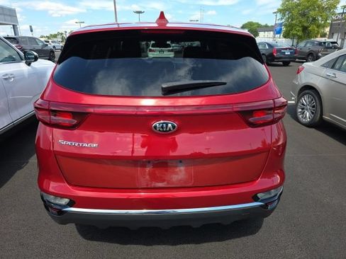 Used 2021 Kia Sportage LX FWD image 3