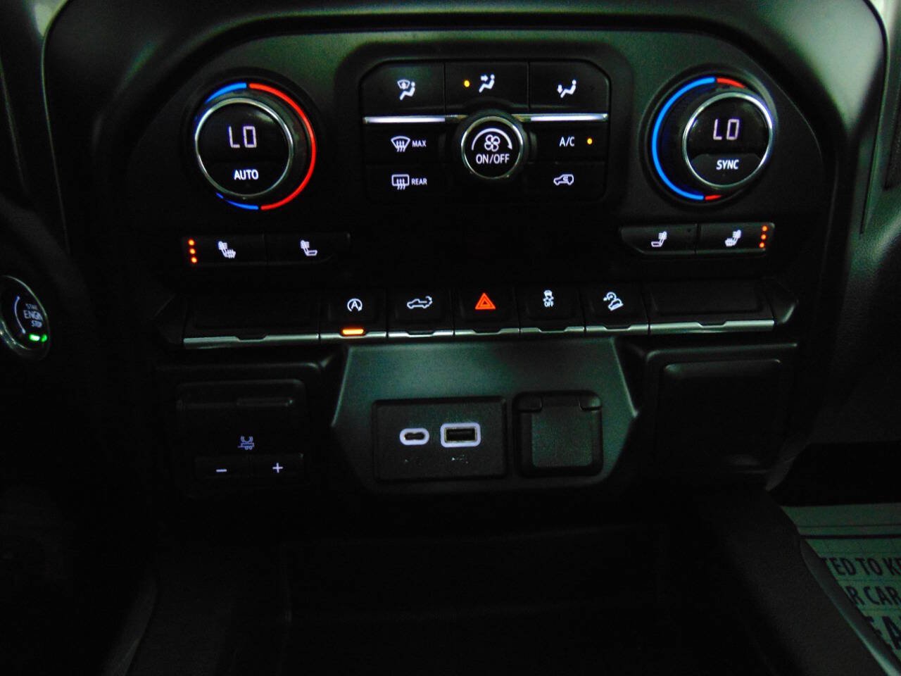 Used 2019 Chevrolet Silverado 1500 RST w/ True North Edition AWD/4WD image 18