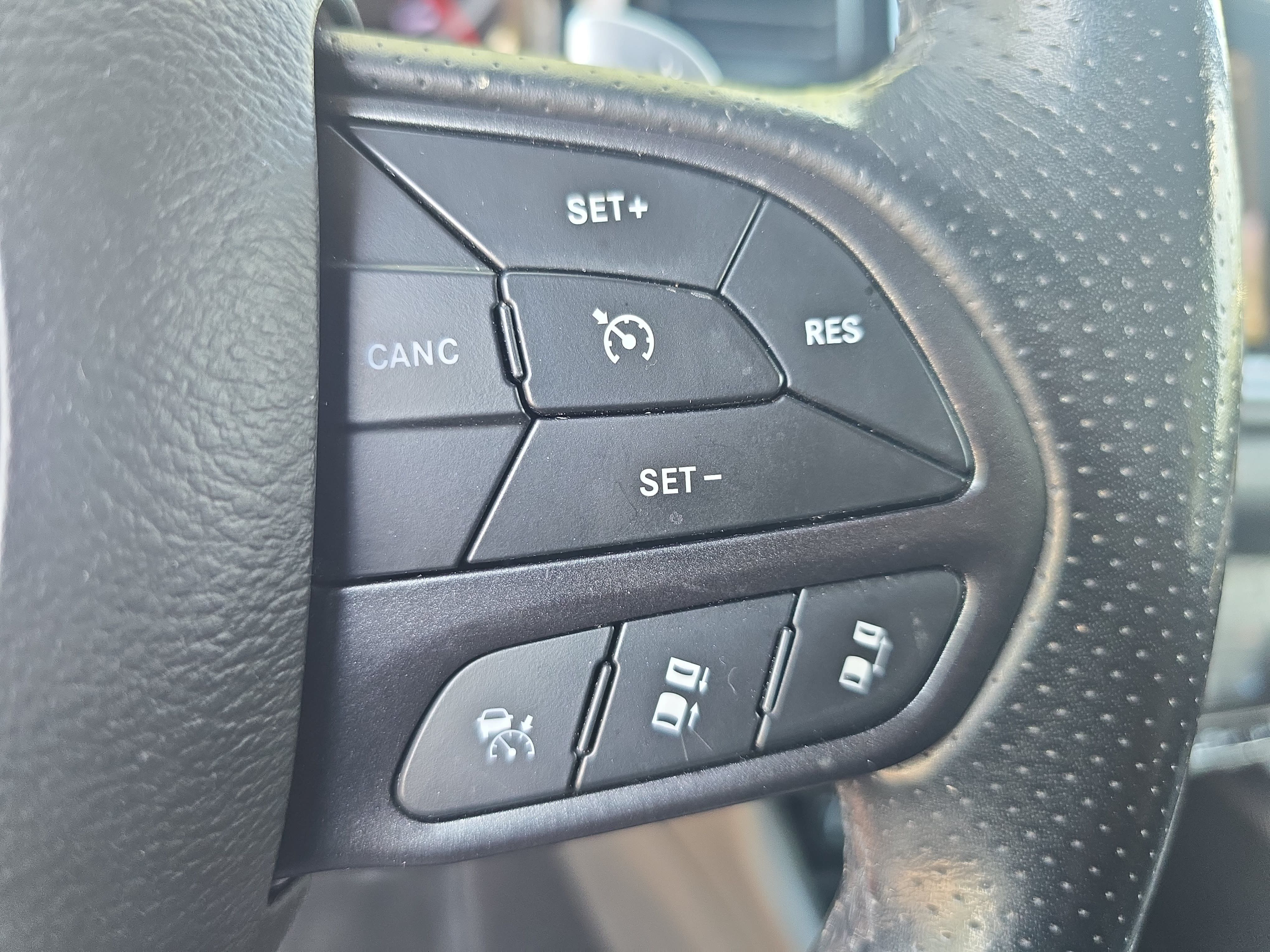 Used 2022 Dodge Durango GT RWD image 18
