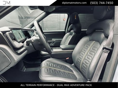 Used 2024 Rivian R1S Adventure AWD/4WD image 18
