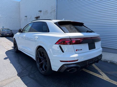 Used 2026 Audi RS Q8 performance AWD/4WD image 8