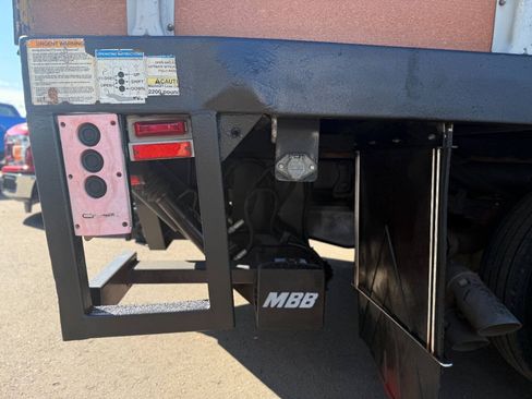 Used 2011 Ford F550 2WD Crew Cab Super Duty w/ Payload Upgrade Pkg image 33