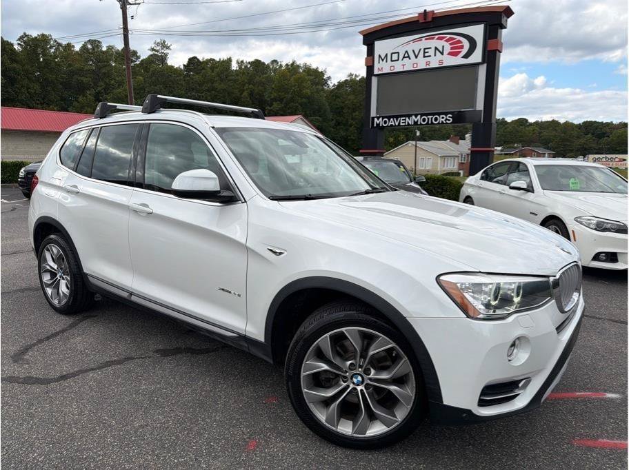 Used 2017 BMW X3 xDrive28i AWD/4WD image 1