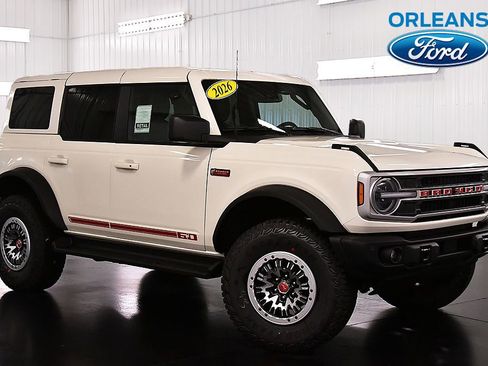 New 2026 Ford Bronco Outer Banks w/ Sasquatch Package AWD/4WD image 1