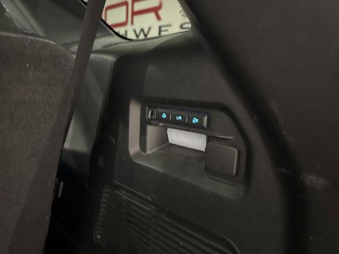 Used 2022 Ford Explorer ST w/ ST Street Pack image 38