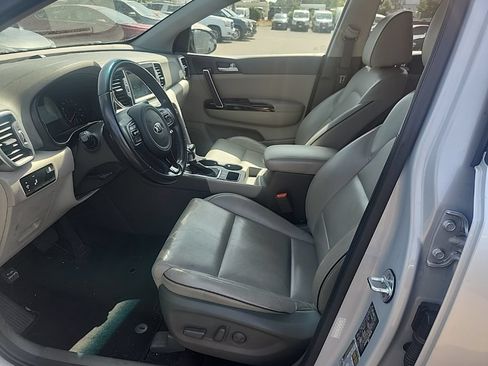 Used 2018 Kia Sportage EX FWD image 18
