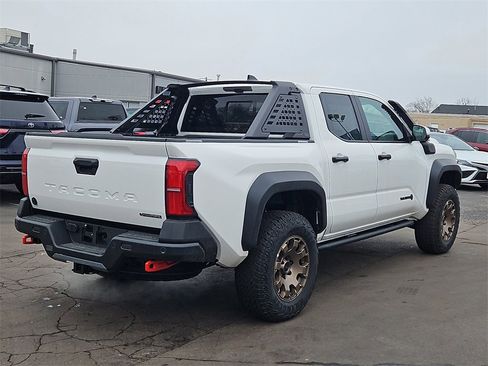 New 2025 Toyota Tacoma Trailhunter image 2