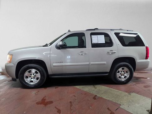 Used 2008 Chevrolet Tahoe LT w/ Convenience Package 1 AWD/4WD image 6