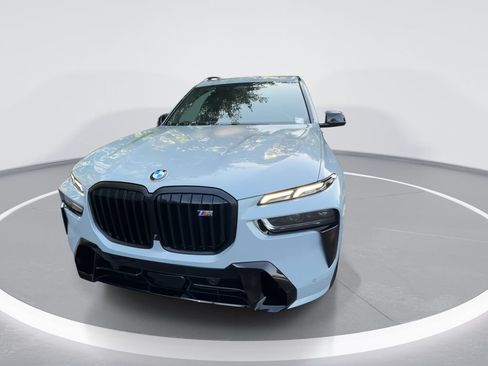 Used 2024 BMW X7 M60i w/ Executive Package AWD/4WD image 3