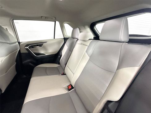 Certified 2025 Toyota RAV4 Limited FWD image 32