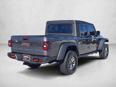 Used 2025 Jeep Gladiator Mojave AWD/4WD image 5
