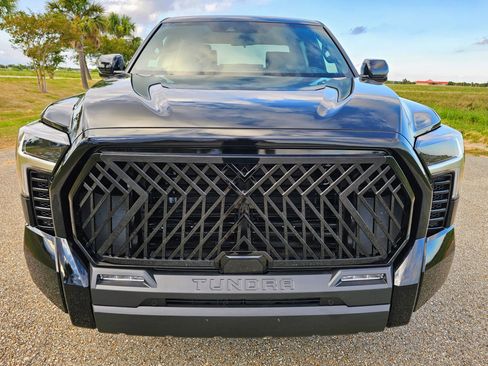 Used 2025 Toyota Tundra SR5 image 2