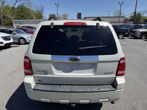 Used 2009 Ford Escape Limited AWD/4WD image 4