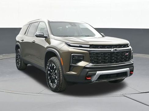 Used 2024 Chevrolet Traverse Z71 w/ Enhanced Driving Package image 22