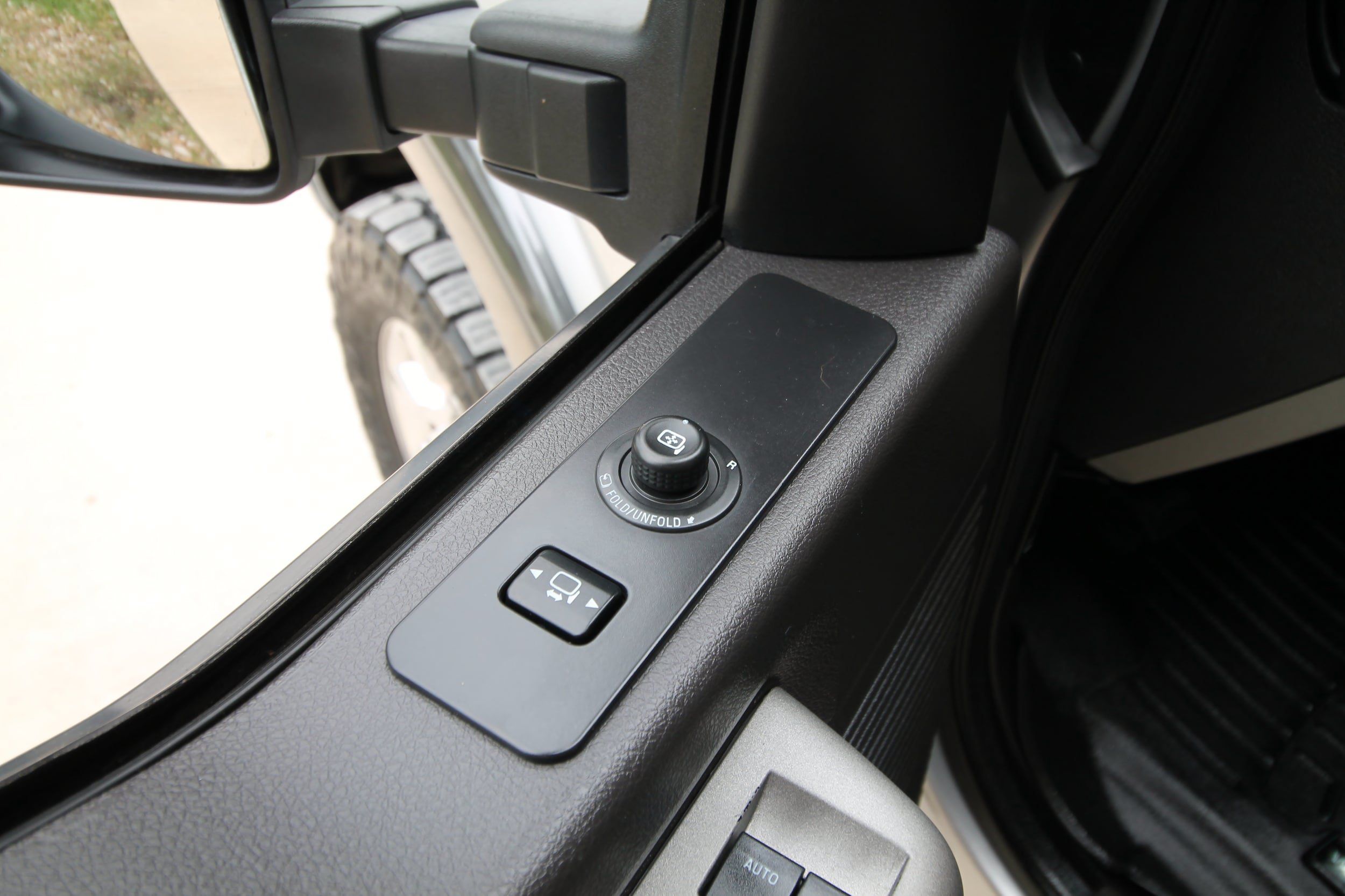 Used 2015 Ford F350 Lariat AWD/4WD image 21
