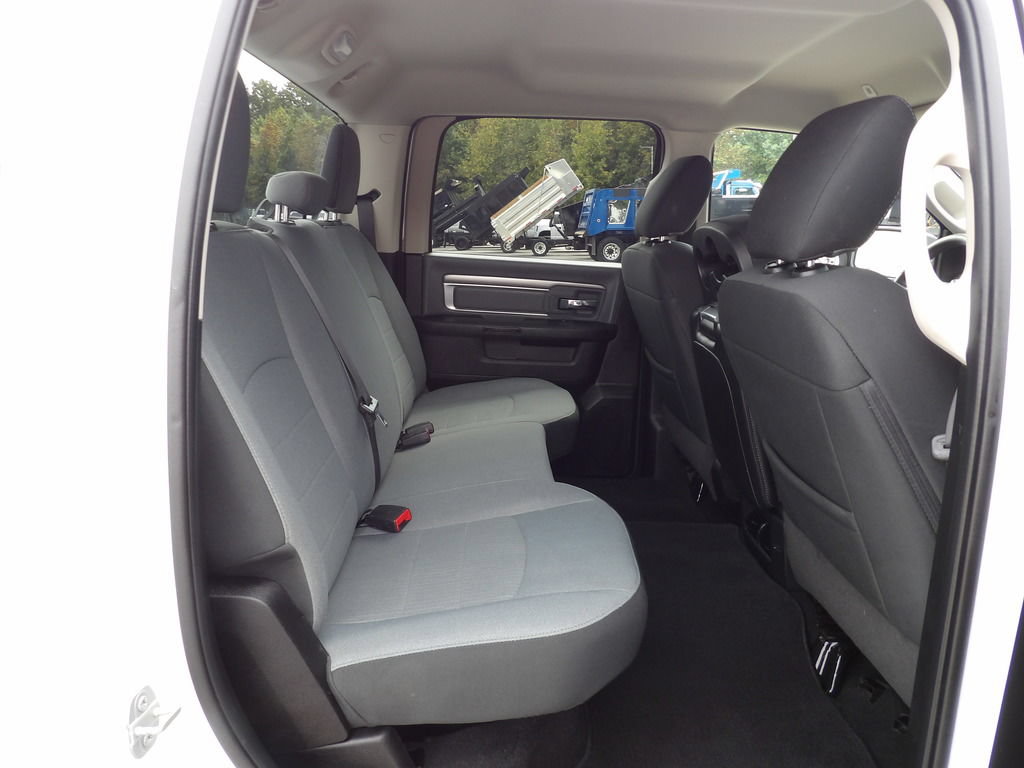 Used 2022 RAM 1500 Classic SLT RWD image 34