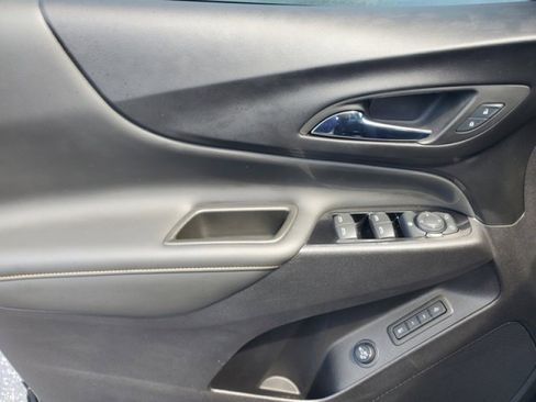 Used 2024 Chevrolet Equinox Premier AWD/4WD image 13