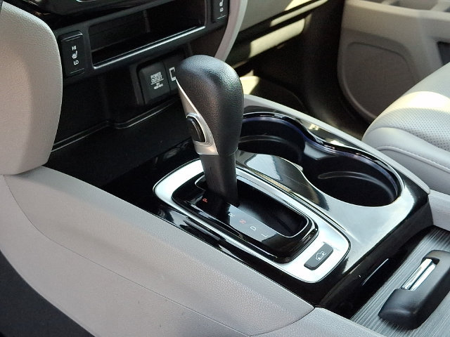 Used 2019 Honda Ridgeline RTL-E image 16