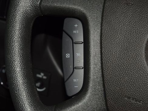 Used 2025 Chevrolet Express 3500 LS image 23