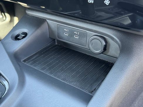 Used 2026 Nissan Sentra SV w/ Floor Mat Package FWD image 15
