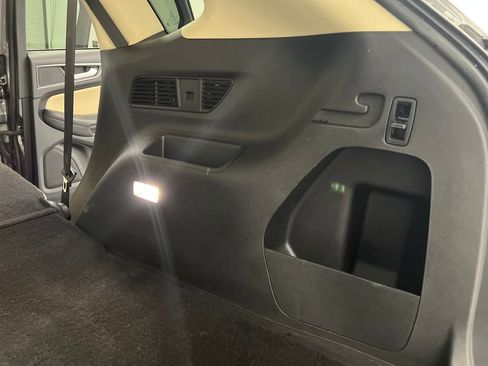 Used 2024 Ford Edge SEL image 34