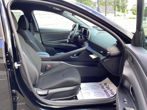 New 2026 Hyundai Elantra Sport FWD image 14