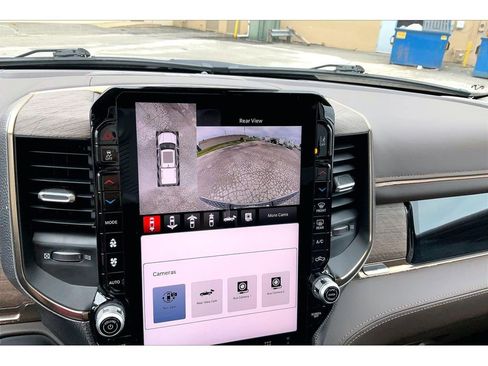 Certified 2025 RAM 1500 Limited AWD/4WD image 30