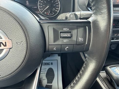 Used 2021 Nissan Rogue S FWD image 14