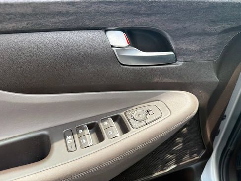 Used 2020 Hyundai Santa Fe SEL AWD/4WD image 25