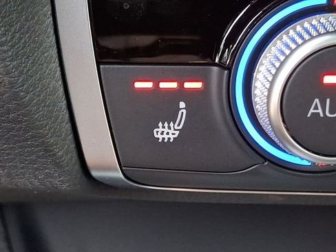 Certified 2025 Audi Q3 2.0T Premium w/ Convenience Package image 25