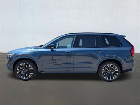 New 2026 Volvo XC90 T8 Ultra w/ Lounge Package AWD/4WD image 3